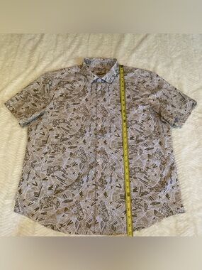 PerryEllis Mens MotionPerformance Wear Short Sleeve Button Front Mens Shirt Sz L